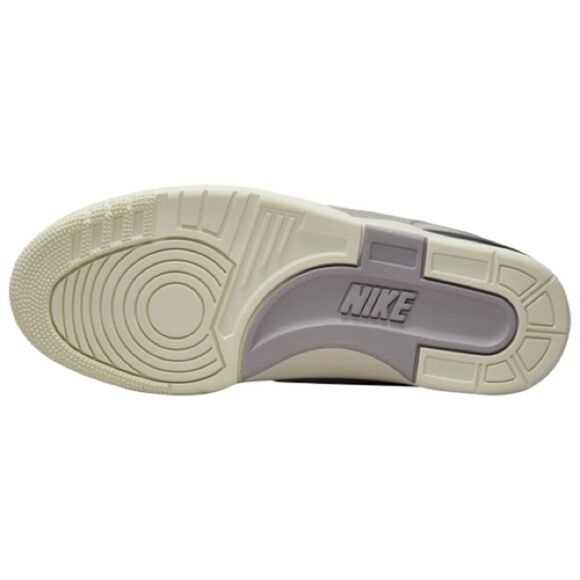 NEW- Nike- AAF88- low- grey- mens size 11 main image 5